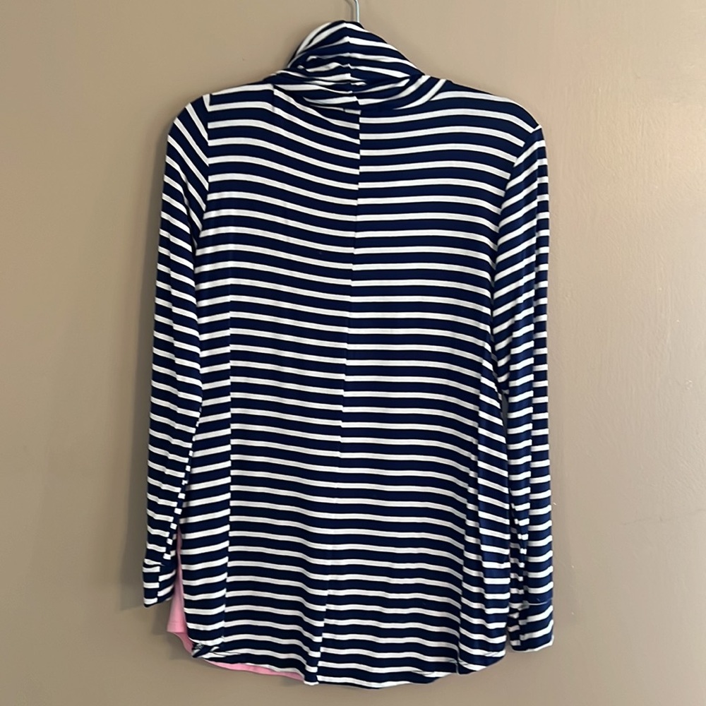 Shirt - Picture 4 of 4